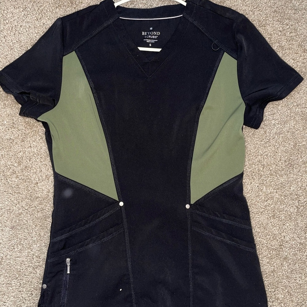 Beyond Scrub Top in Olive Green and Black